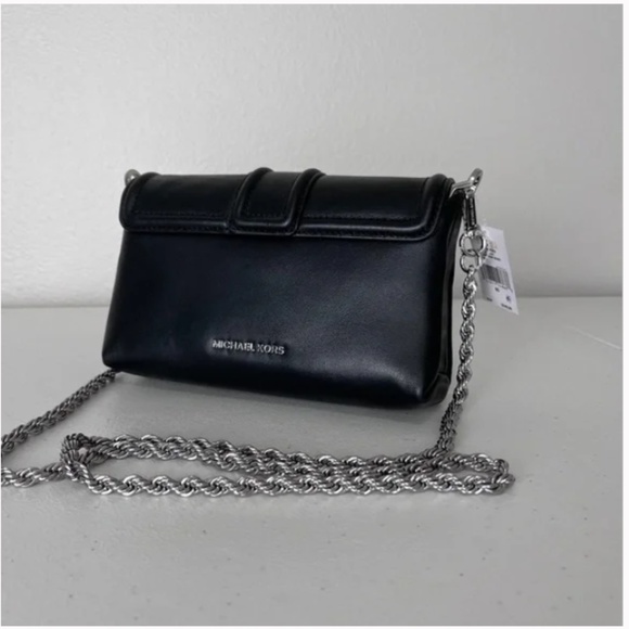 Michael Kors Padlock Chain Black Crossbody - Picture 3 of 9